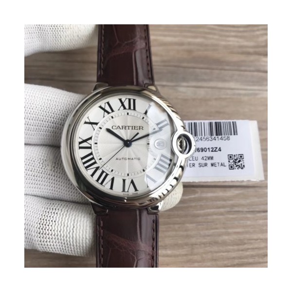 V6공장 V5 까르띠에 발롱블루 42mm 브라운악어가죽 BALLON BLEU 42MM SS WHITE TEXTURED DIAL ON CROCO LEATHER STRAP A1847 MC