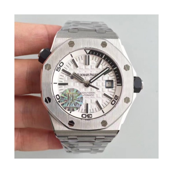 JF공장 V8 오데마피게 로얄오크 오프쇼어 다이버 화이트 15710 Audemars Piguet Royal Oak Offshore Diver White 스틸 다이버 브레스렛